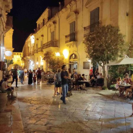 Casa Sicilia - Riviera Sicily Beach Guest House Donnalucata  Bagian luar foto